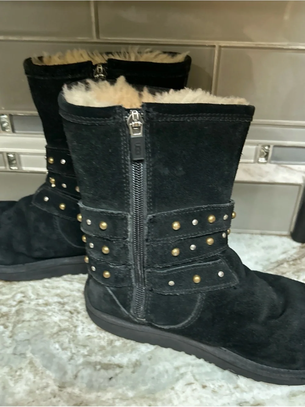 UGG Clovis Black Suede Winter Boots Kids  Size 3 Grls US Zip Studded Shearling.